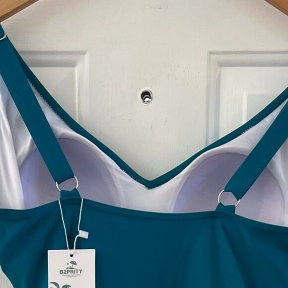 B2Prity Woman's Green One-Piece Modest Summer Beach Swimdress Sz Lr - Picture 4 of 8